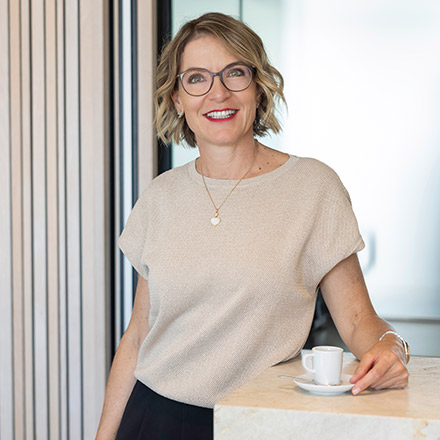 Angelika Fehr 