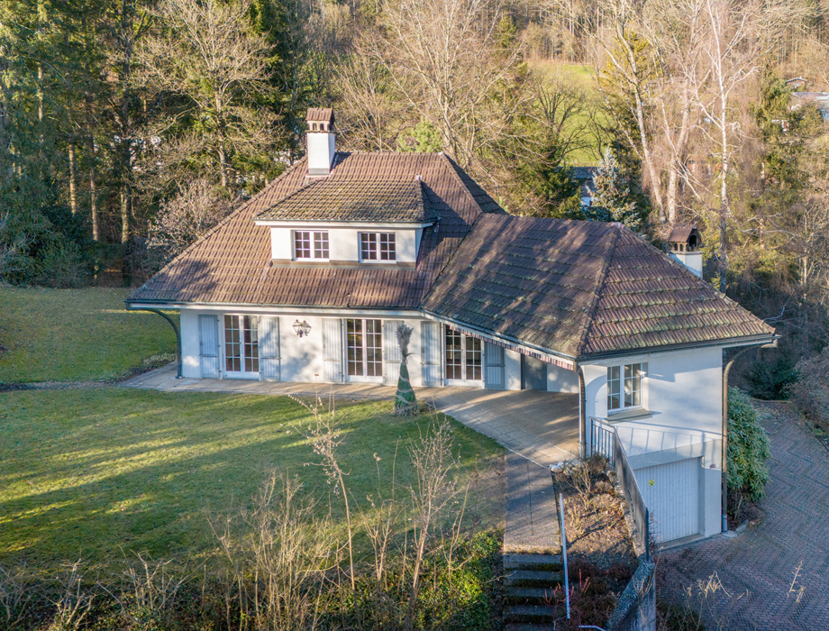 Freistehende 5½-Zimmer-Landhausvilla